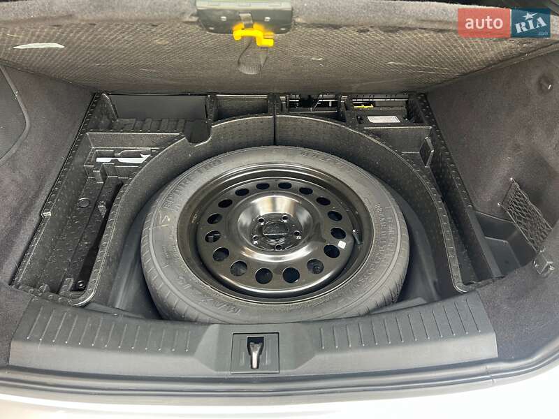 Внедорожник / Кроссовер Lincoln MKC 2015 в Одессе фото 35 Внедорожник / Кроссовер Lincoln MKC 2015 в Одессе