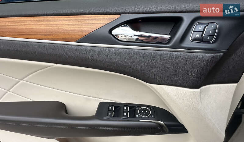 Внедорожник / Кроссовер Lincoln MKC 2015 в Днепре