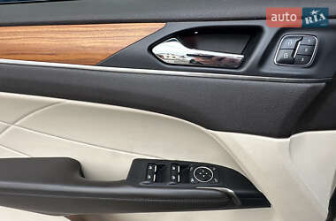 Внедорожник / Кроссовер Lincoln MKC 2015 в 