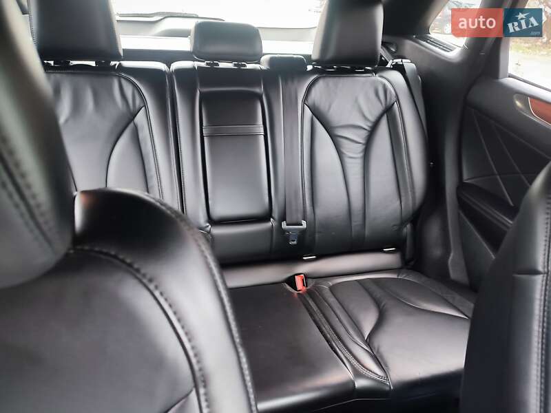 Внедорожник / Кроссовер Lincoln MKC 2016 в Тернополе