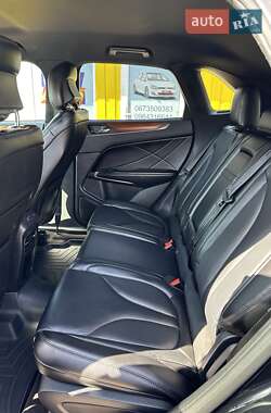 Внедорожник / Кроссовер Lincoln MKC 2017 в 