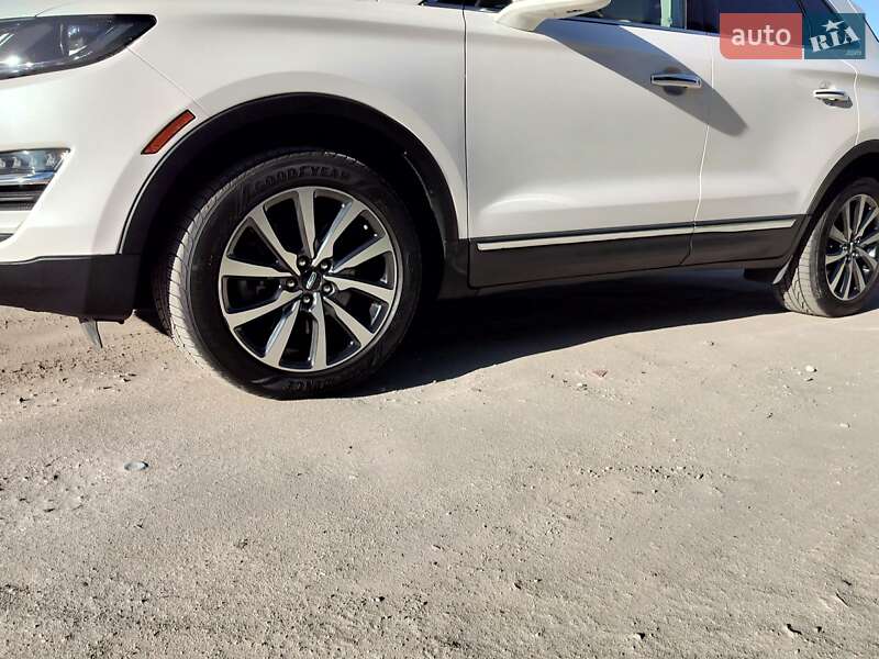 Внедорожник / Кроссовер Lincoln MKC 2018 в Тернополе