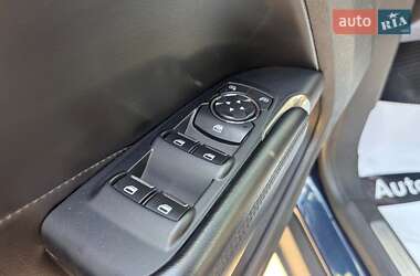 Внедорожник / Кроссовер Lincoln MKC 2017 в 