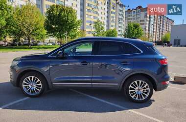 Позашляховик / Кросовер Lincoln MKC 2014 в 
