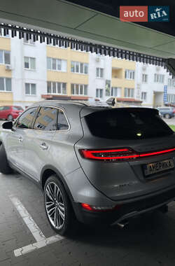 Позашляховик / Кросовер Lincoln MKC 2014 в 