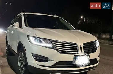 Позашляховик / Кросовер Lincoln MKC 2017 в 