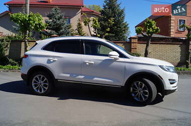 Внедорожник / Кроссовер Lincoln MKC 2017 в 
