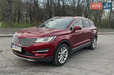Позашляховик / Кросовер Lincoln MKC 2014 в 