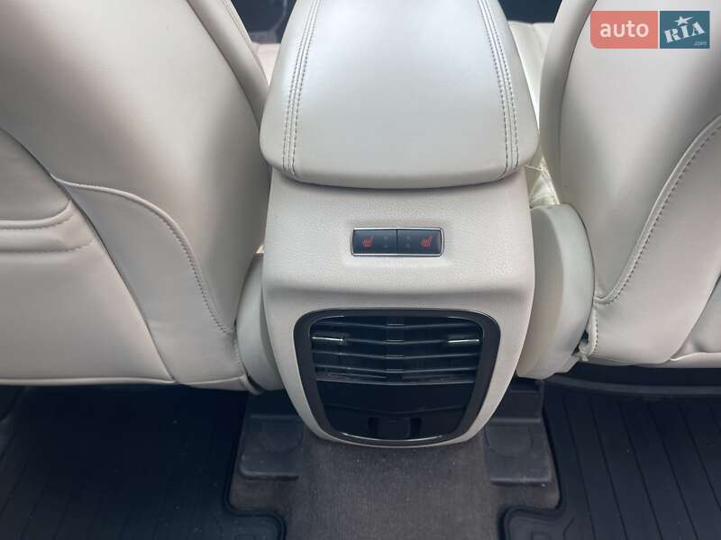 Позашляховик / Кросовер Lincoln MKC 2014 в Ковелі