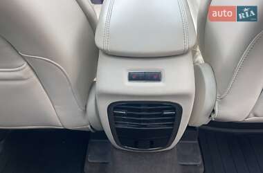 Внедорожник / Кроссовер Lincoln MKC 2014 в 