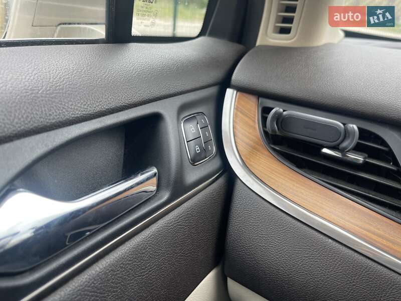 Позашляховик / Кросовер Lincoln MKC 2014 в Ковелі