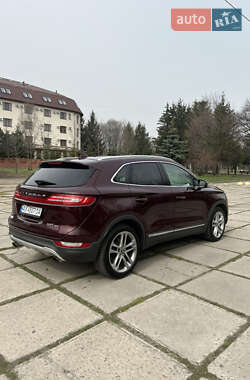 Внедорожник / Кроссовер Lincoln MKC 2018 в 