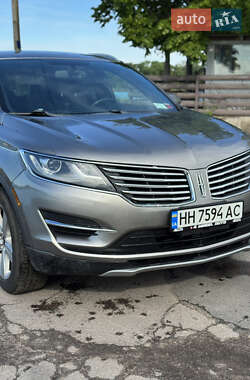 Позашляховик / Кросовер Lincoln MKC 2016 в 