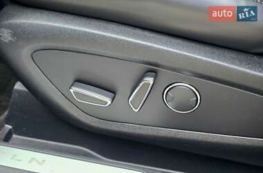 Позашляховик / Кросовер Lincoln MKC 2014 в 