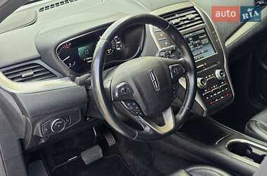 Позашляховик / Кросовер Lincoln MKC 2014 в 