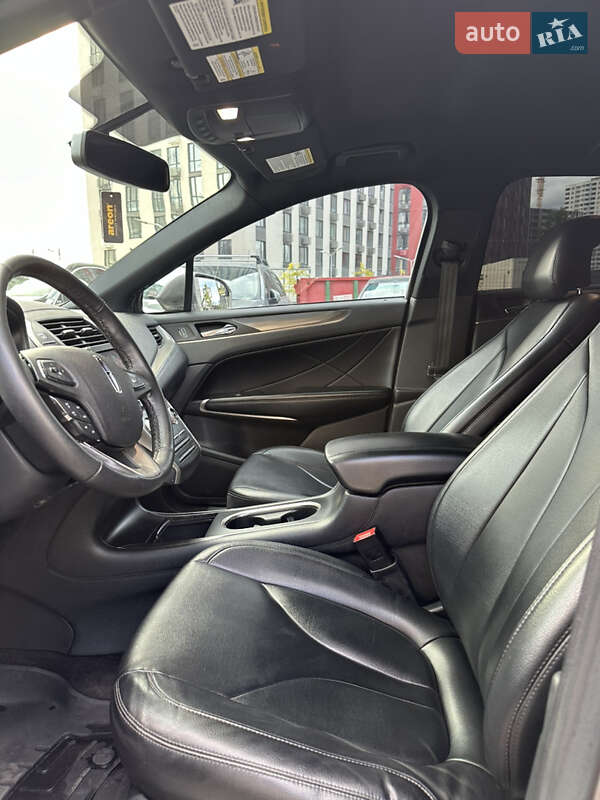 Позашляховик / Кросовер Lincoln MKC 2017 в Києві