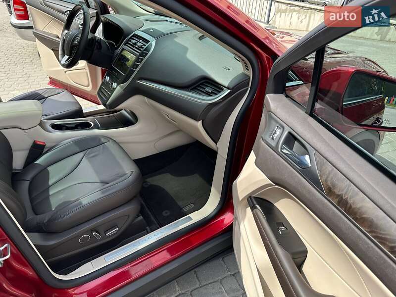 Внедорожник / Кроссовер Lincoln MKC 2017 в Тернополе