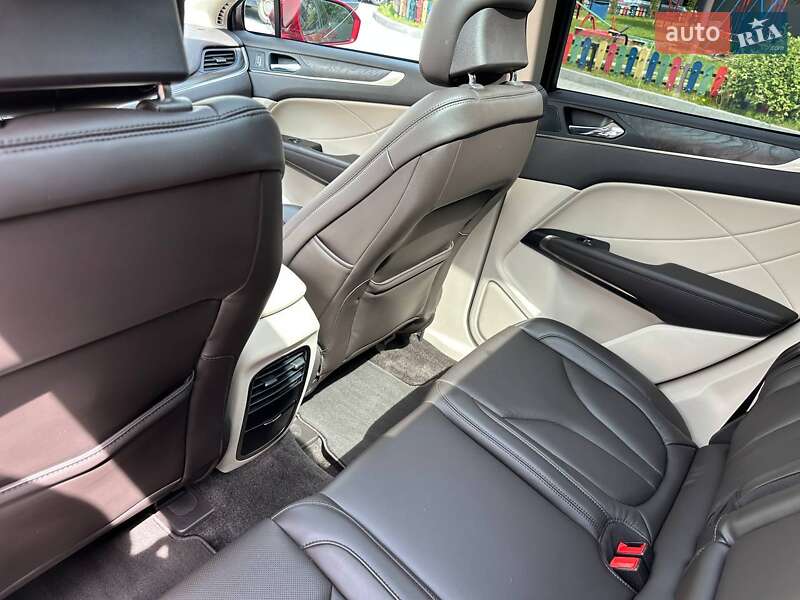 Внедорожник / Кроссовер Lincoln MKC 2017 в Тернополе