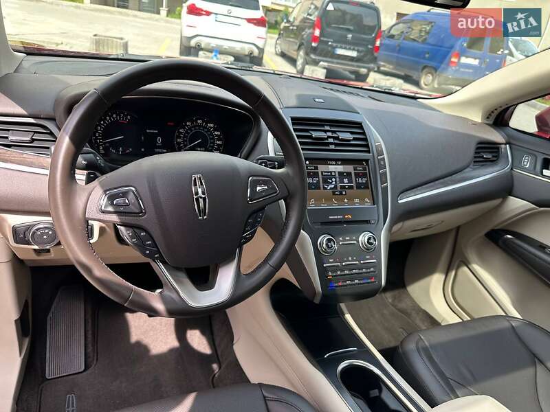 Внедорожник / Кроссовер Lincoln MKC 2017 в Тернополе