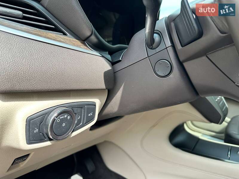 Внедорожник / Кроссовер Lincoln MKC 2017 в Тернополе