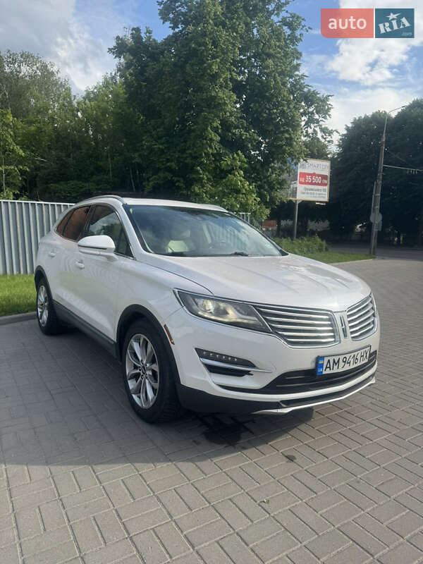 Позашляховик / Кросовер Lincoln MKC 2016 в Житомирі