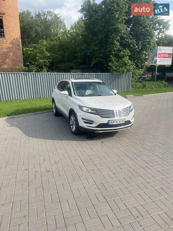 Позашляховик / Кросовер Lincoln MKC 2016 в Житомирі