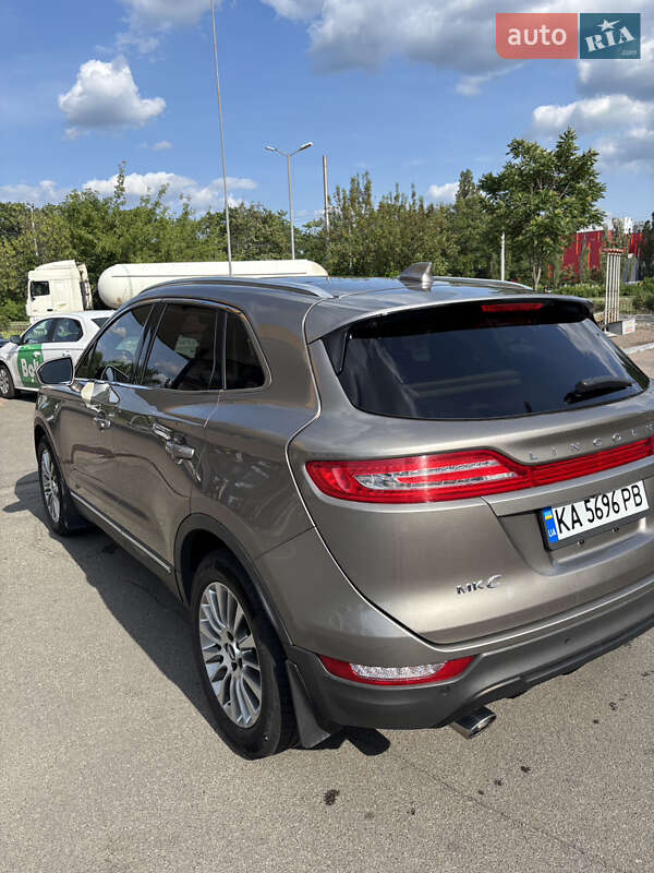 Позашляховик / Кросовер Lincoln MKC 2017 в Києві