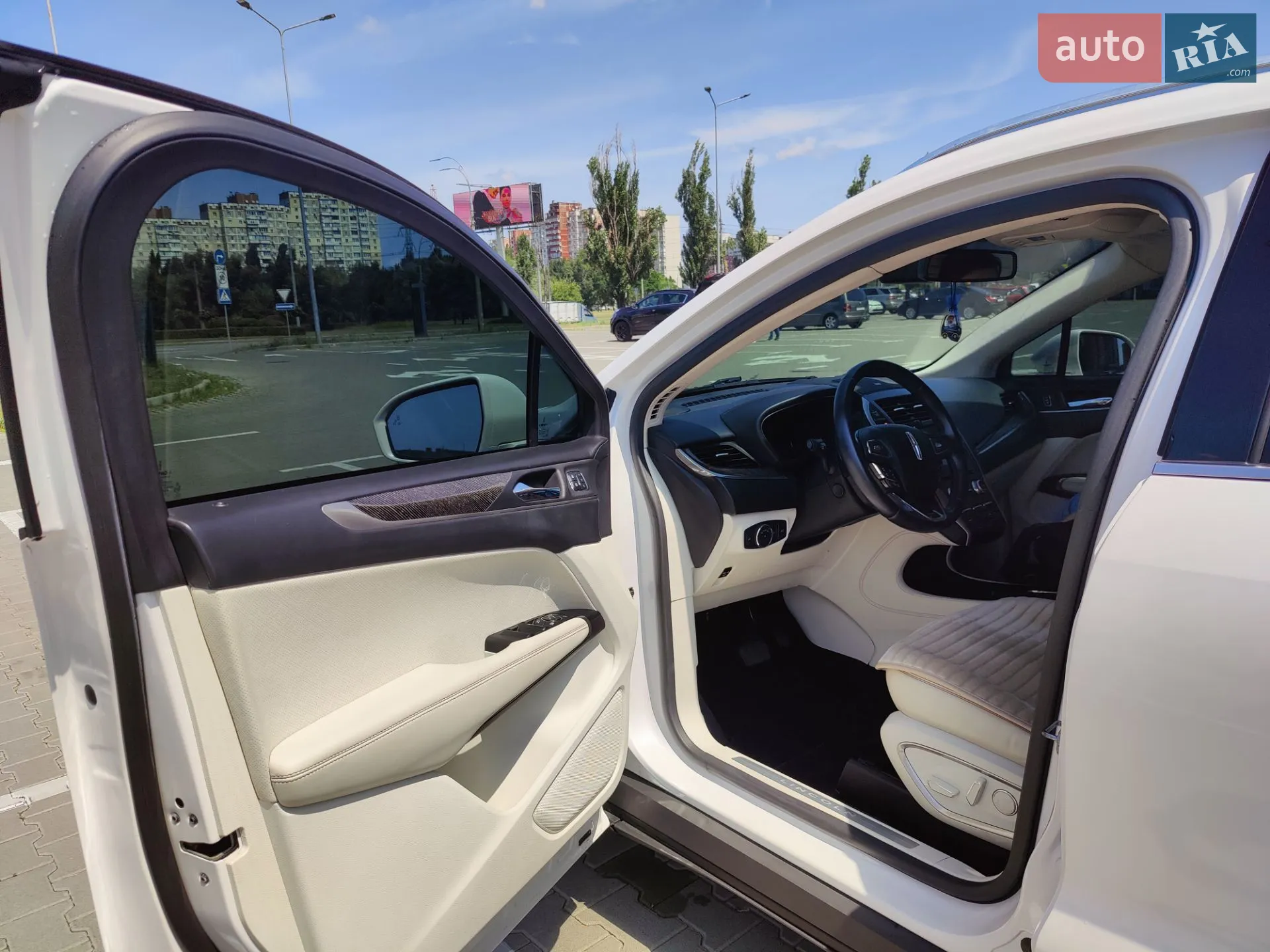 2017 Lincoln MKC - мініатюра 12