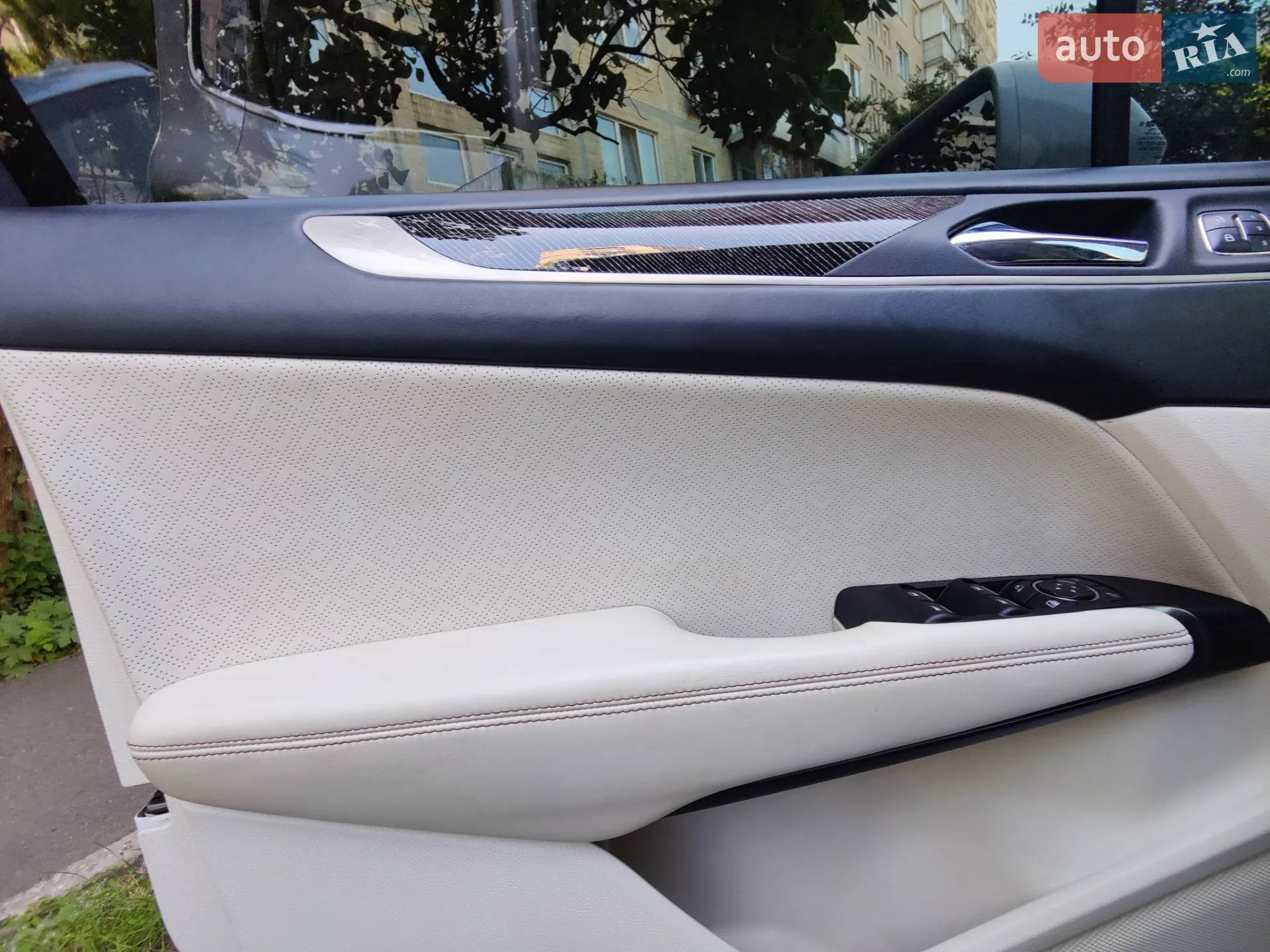 2017 Lincoln MKC - мініатюра 21