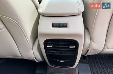 Внедорожник / Кроссовер Lincoln MKC 2018 в 