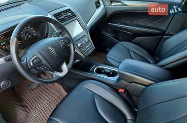 Внедорожник / Кроссовер Lincoln MKC 2015 в 