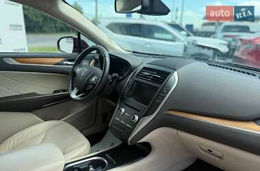Внедорожник / Кроссовер Lincoln MKC 2019 в 