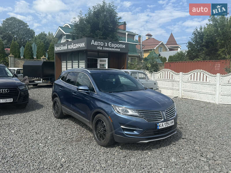 Внедорожник / Кроссовер Lincoln MKC 2018 в 