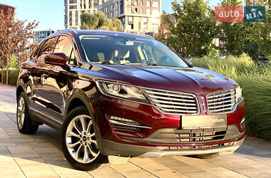 Внедорожник / Кроссовер Lincoln MKC 2018 в 