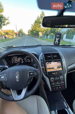 Внедорожник / Кроссовер Lincoln MKC 2017 в 