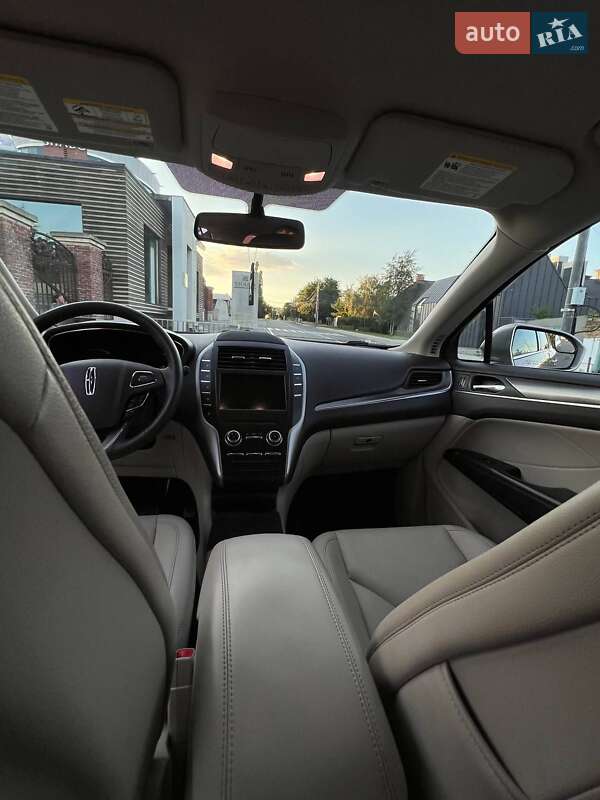 Внедорожник / Кроссовер Lincoln MKC 2017 в Белгороде-Днестровском