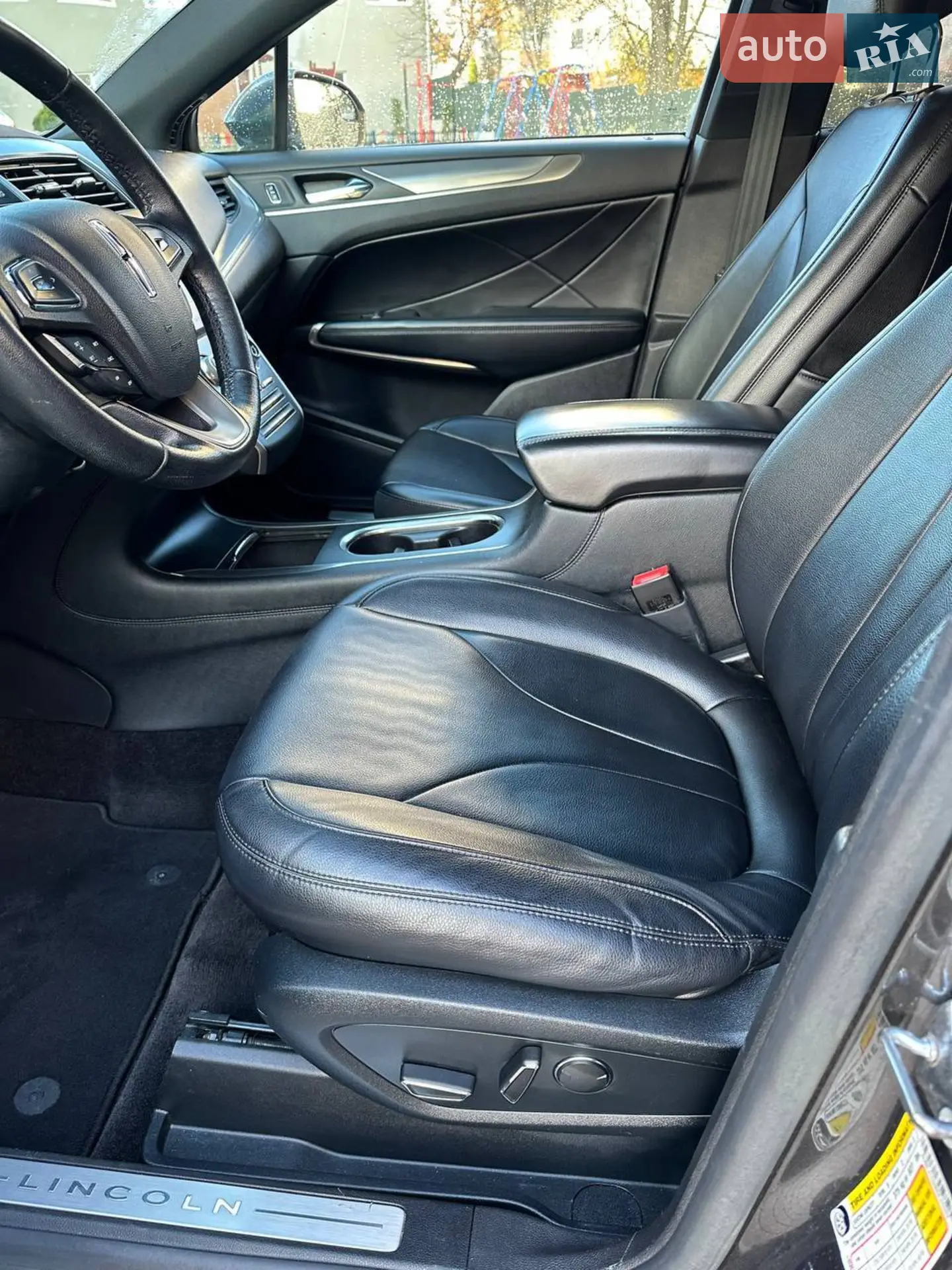 2017 Lincoln MKC - мініатюра 13