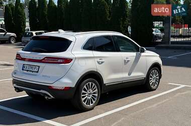 Внедорожник / Кроссовер Lincoln MKC 2018 в 