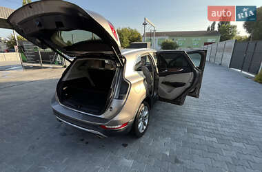 Внедорожник / Кроссовер Lincoln MKC 2019 в 