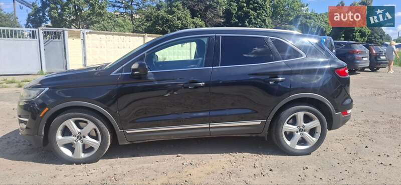 Позашляховик / Кросовер Lincoln MKC 2015 в Києві