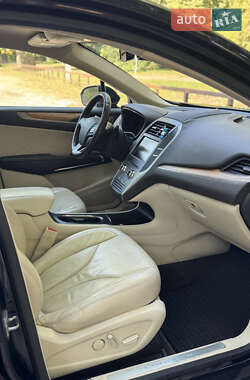 Внедорожник / Кроссовер Lincoln MKC 2014 в 