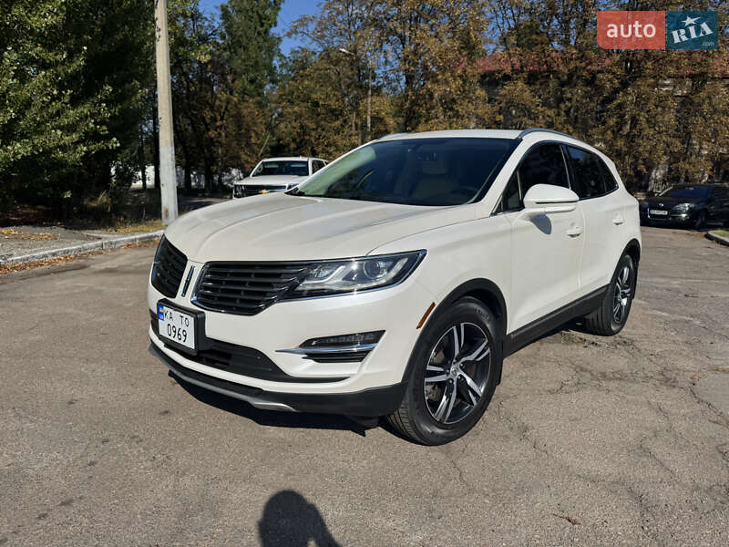 Lincoln MKC 2016