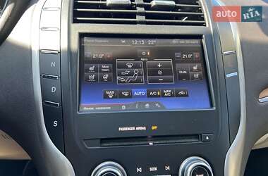 Внедорожник / Кроссовер Lincoln MKC 2014 в 