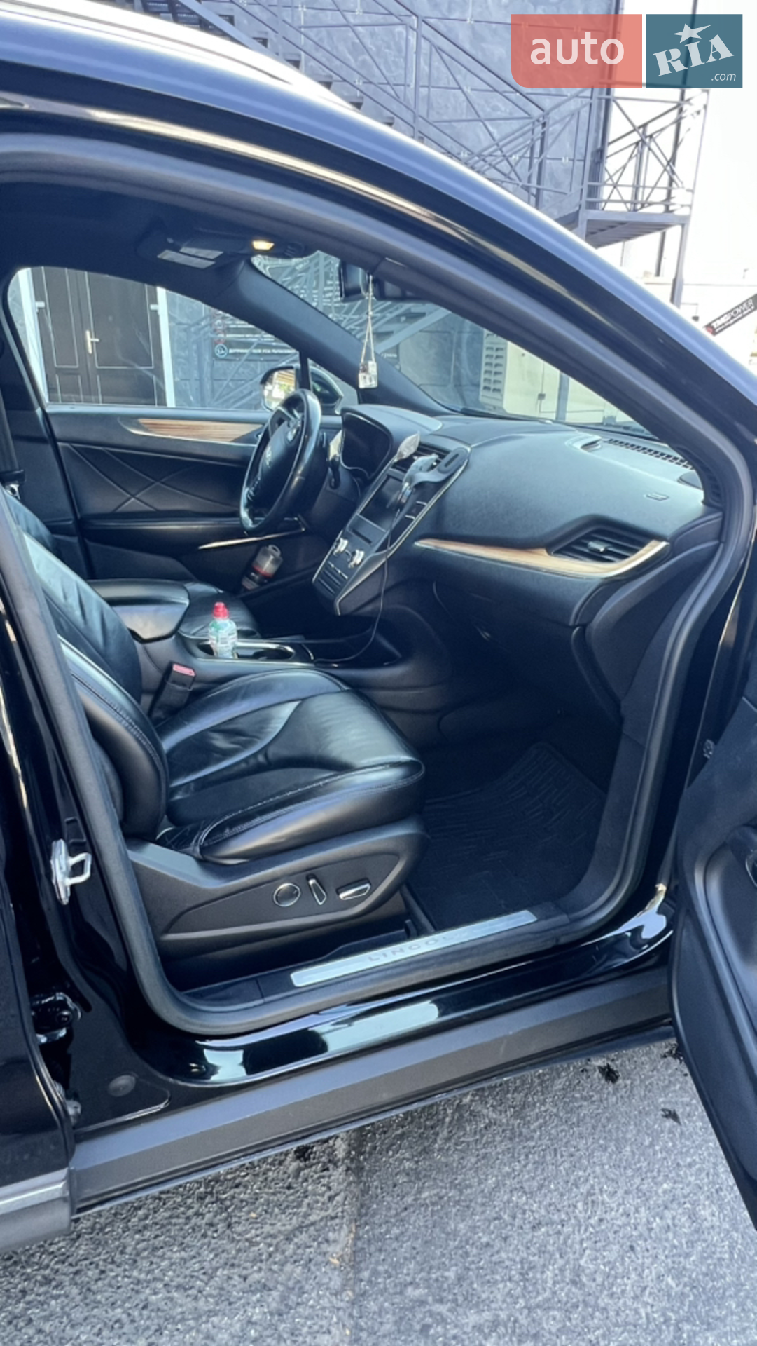 2014 Lincoln MKC - мініатюра 8