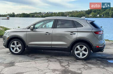 Внедорожник / Кроссовер Lincoln MKC 2016 в 