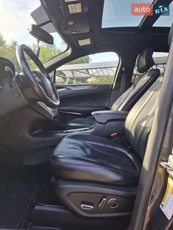 Внедорожник / Кроссовер Lincoln MKC 2016 в Киеве фото 9 Внедорожник / Кроссовер Lincoln MKC 2016 в Киеве