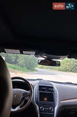 Внедорожник / Кроссовер Lincoln MKC 2014 в 