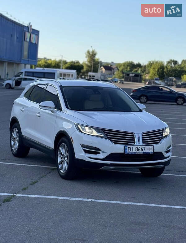 Lincoln MKC 2015