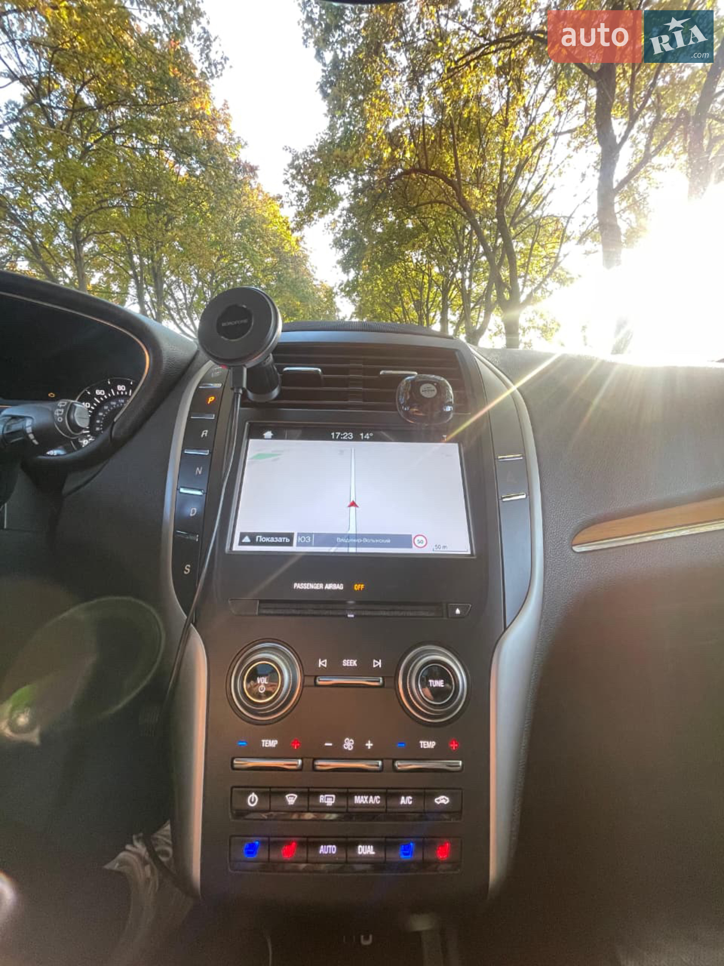 2016 Lincoln MKC - мініатюра 24