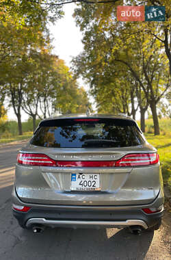 Внедорожник / Кроссовер Lincoln MKC 2016 в 